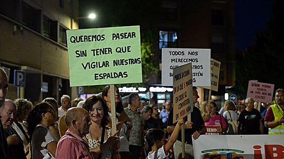 Vecinos del Carmen piden más limpieza y seguridad en su barrio