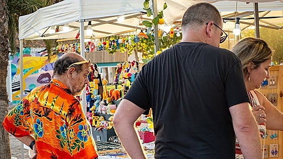 El mercadillo artesanal que no te puedes perder este verano en La Manga