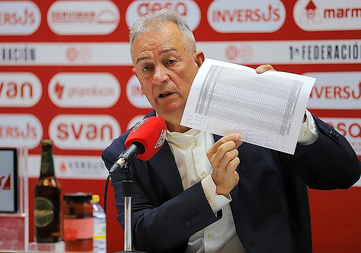 Felipe Moreno, en una rueda de prensa, durante el pasado mes de noviembre. (Andrés Molina / AGM)