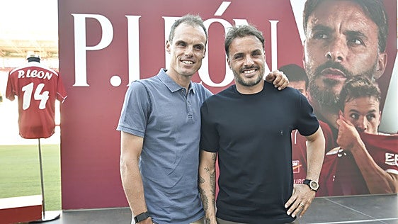 Pedro León se vuelve un coloso en compañía de sus hermanos Luis León y Antonio