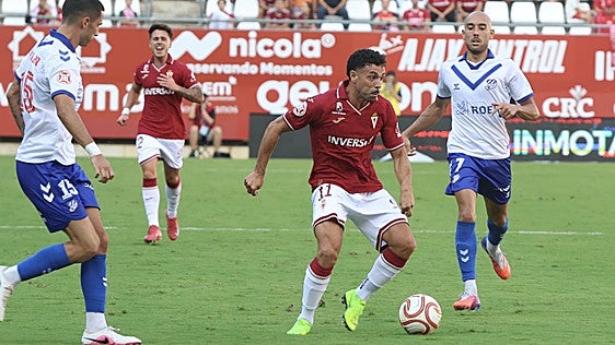 El Real Murcia echa el freno: descarta el amistoso y da descanso a una plantilla al límite