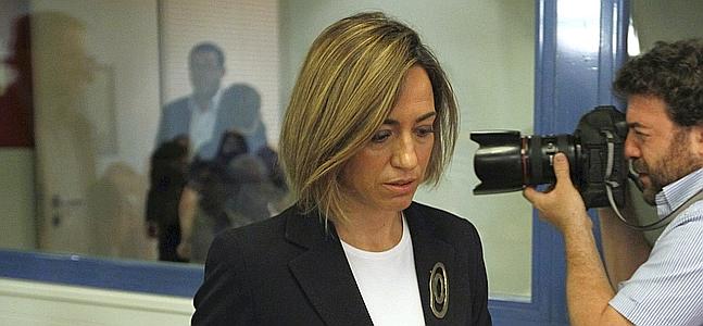 «Doy un paso atrás para que el PSOE dé un paso adelante»