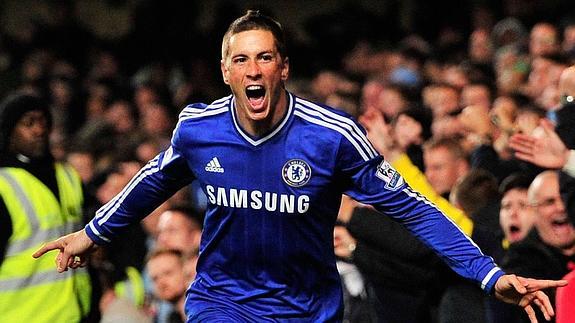 Fernando Torres celebra un gol con el Chelsea. 