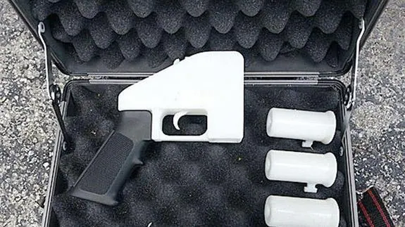 Una pistola fabricada con una impresora 3D.