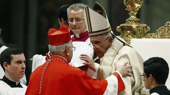 El Papa Francisco ordena cardenal a Ricardo Blázquez.