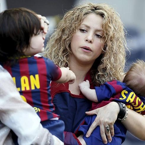 Shakira, con sus dos hijos, Milan y Sasha