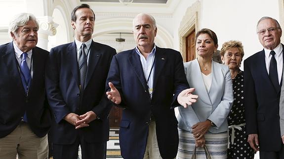 Jorge Quiroga, Luis Alberto Lacalle y Andrés Pastrana, en Caracas.