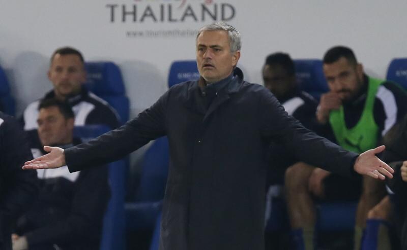 Mourinho, durante el encuentro del Chelsea ante el Leicester. 