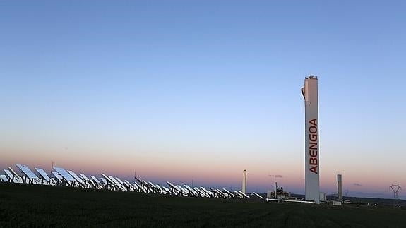 Una planta solar de Abengoa.