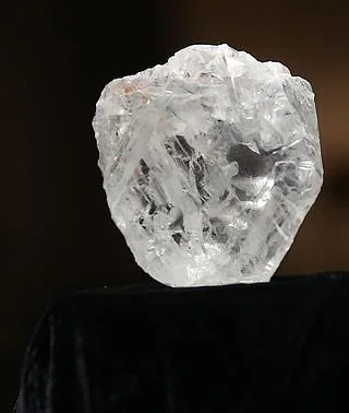 Completo Tranquilidad Fuera Sale a subasta el diamante en bruto más grande del mundo | La Verdad