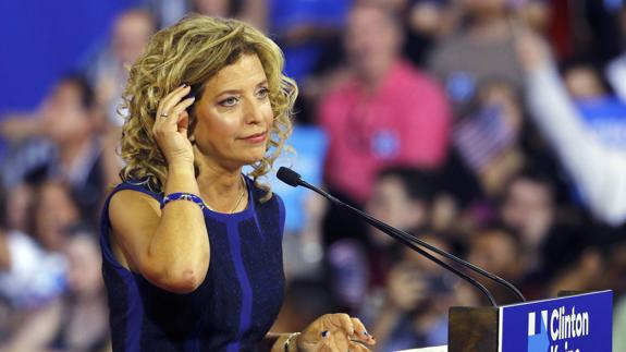 Debbie Wasserman, presidenta del Partido Demócrata.