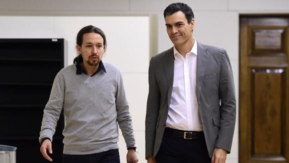 Pablo Iglesias y Pedro Sánchez.