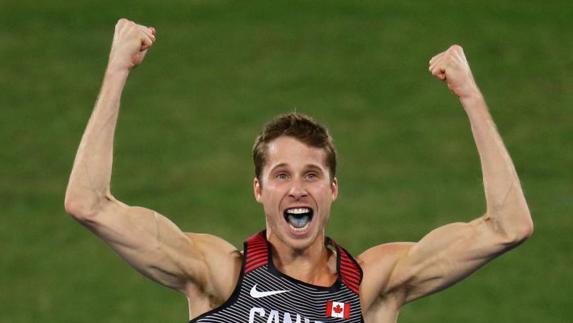 El canadiense Derek Drouin, campeón olímpico de salto de longitud.