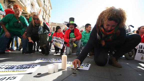 Concentración en Reus por la muerte de la anciana de la localidad.