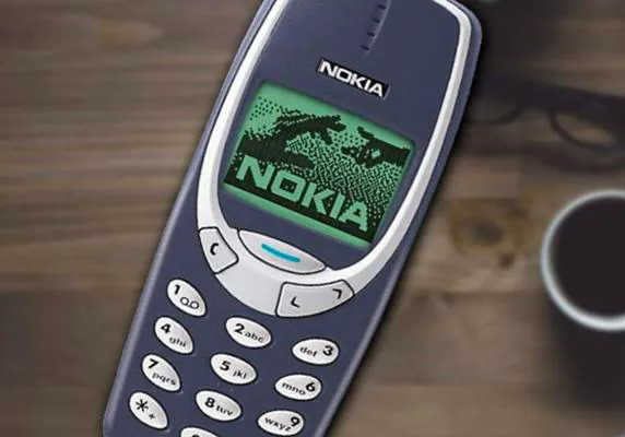 El popular modelo 3310 de Nokia salió a la venta en el año 2000.