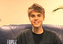 Justin Bieber chapurrea español en YouTube