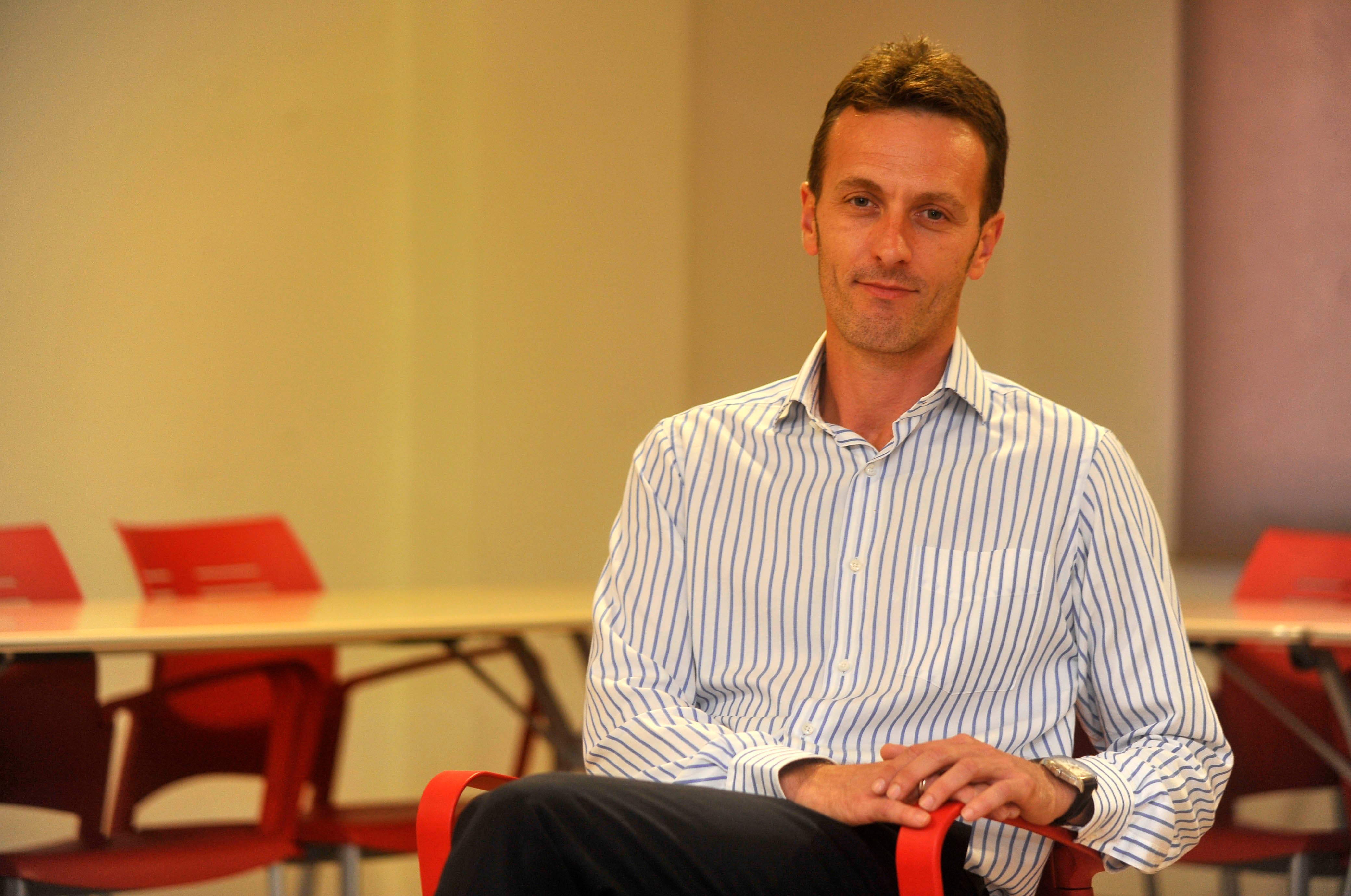 Navarro, en la sede de AJE de la que socio. Foto: Antonio Gil/ AGM