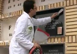 ¿Cuánto cobras por limpiarme la tumba?