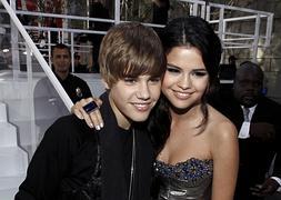 Justin Bieber y Selena Gómez. Foto: Matt Sayles / AP