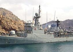 El patrullero 'Infanta Cristina' durante una navegación por el litoral cartagenero. ::                             J. M. RODRÍGUEZ / AGM