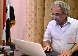 Louay Hussein negocia en Damasco por una salida pacífica al conflicto. Foto: M. Ayestaran