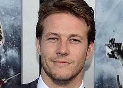 Luke Bracey. :: @inesmarques96 / Twitter | vídeo: Agencias