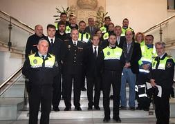Distinciones a las fuerzas de seguridad en Alcantarilla. :: Fran Manzanera/AGM