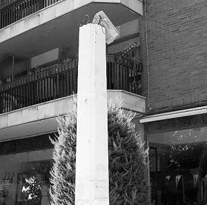 Farola rota en la Alameda