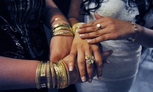 El espectacular rito de una pedida de mano gitana