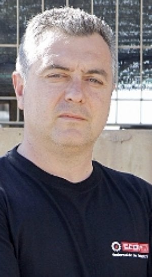 Ignacio Briones. ::                             J. C. CAMPOY /                             AGM