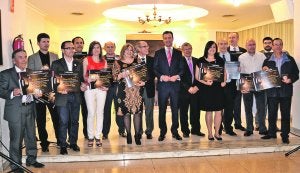 Representantes de las bodegas Castaño, Señorío de Barahonda, La Purísima y Enrique Trenor. ::                             C. ORTÍN