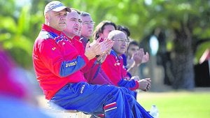 García Sanjuan, entrenador del Yeclano. ::                             V. VICÉNS / AGM