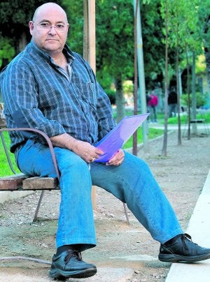 José Riquelme, presidente de AVITE, ayer. ::                             V. VICÉNS / AGM