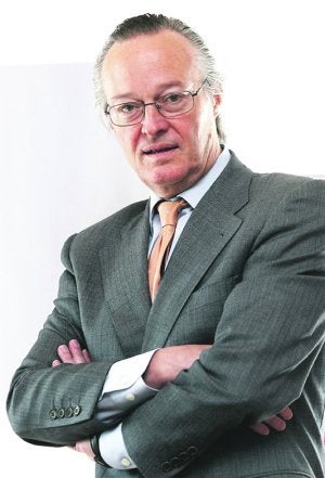 Salud. «Ya estoy plenamente recuperado». ::
LV