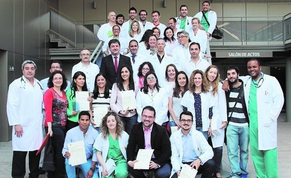 Nuevos médicos y matronas acaban su formación