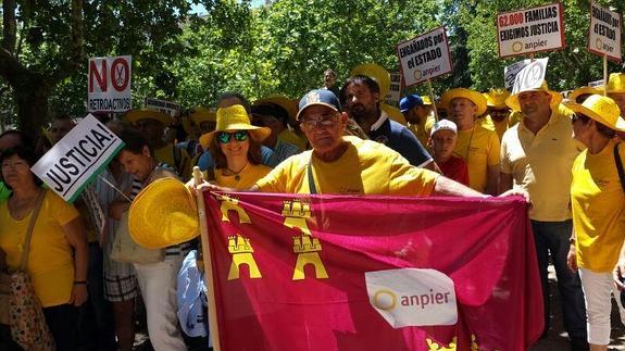 Manifestación convocada por la Asociación Nacional de Productores de Energía Fotovoltaica. 