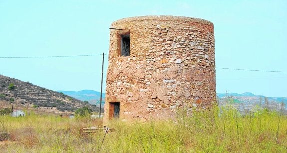 Molino de viento de Perín.