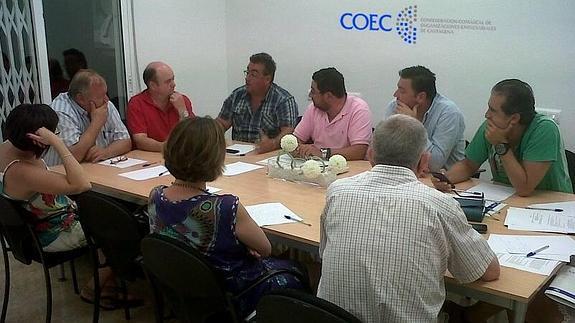 Asistentes a la reunión de la Confederación Comarcal de Organizaciones Empresariales de Cartagena. 