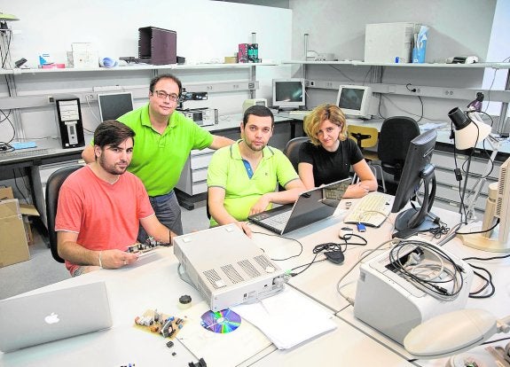 Ismael Deols, Andrés Carrillo, Juan Antonio López y Nieves Pavón, de Cloud Incubator, en la UPCT.