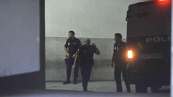 Policías colocaban droga a inocentes para levantar más actas de decomiso