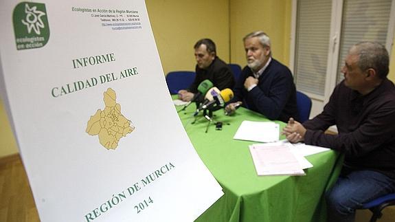 Imagen de la presentación del informe.