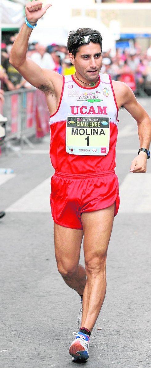 Molina, en una de sus últimas carreras en Murcia, en 2008. :: j. leal