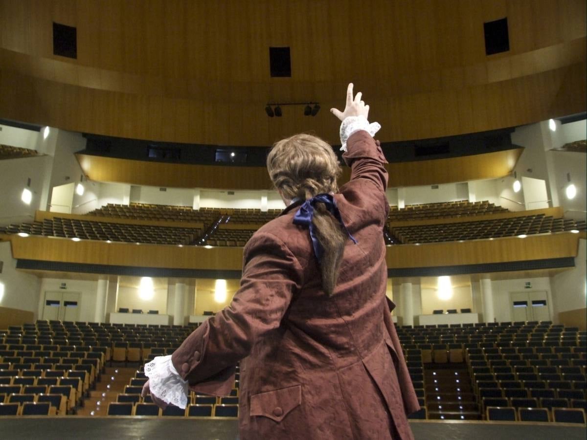 Momento de una de las visitas teatralizadas representada por el actor Manuel de Reyes. 