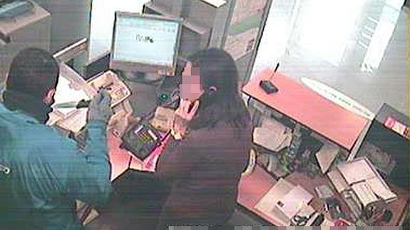 Uno de los atracados cometidos por la banda en Murcia. 