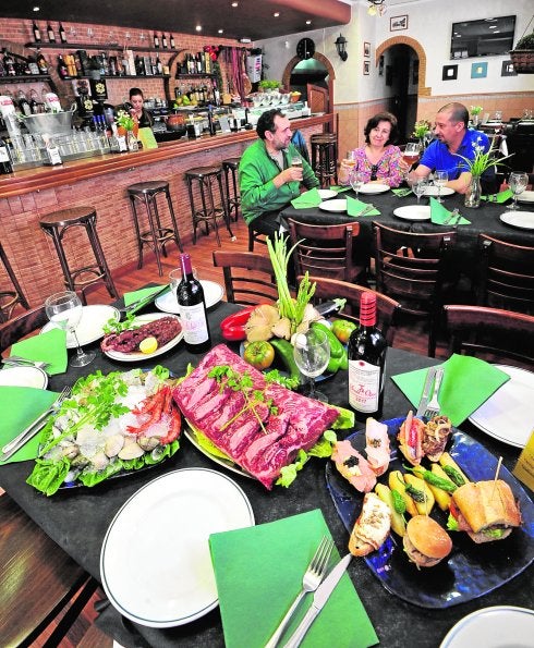Una muestra de los platos del mesón. 