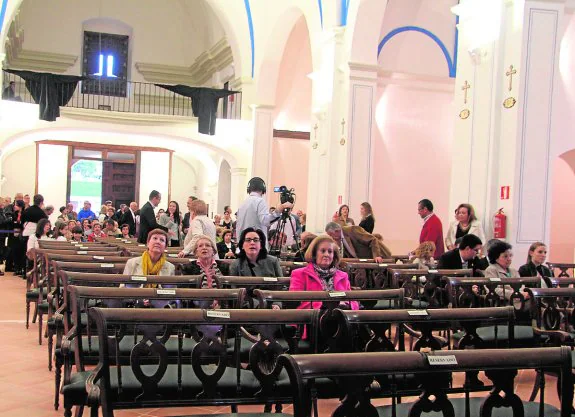 Interior de la iglesia de San Francisco el 11 de abril de 2014, cuando se reabrió al culto. 
