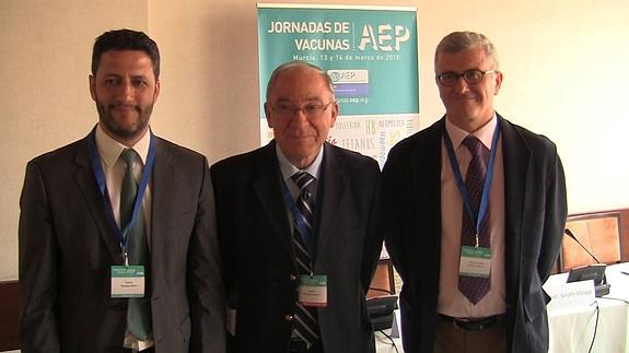 Los pediatras piden incorporar al calendario las vacunas de Varicela y Meningococo