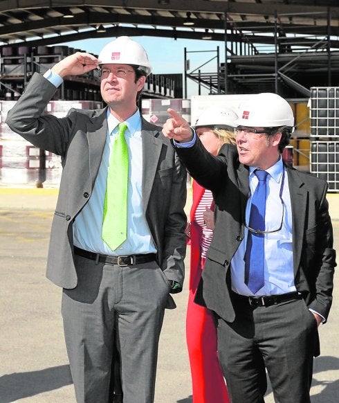 Juan Carlos Ruiz durante la visita a las instalaciones. 