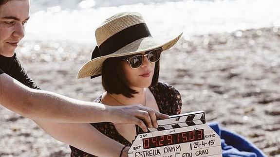 Cincuenta sombras de Grey: Dakota Johnson protagonizará el spot de Estrella Damm 2015