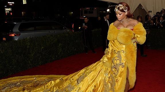 Rihanna en la gala del MET. 